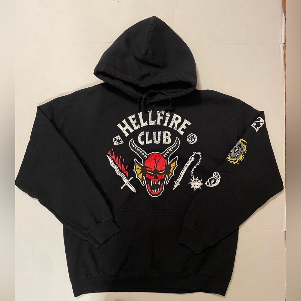 Stranger Things Hellfire Club Black Graphic Hoodie Pullover Size Large